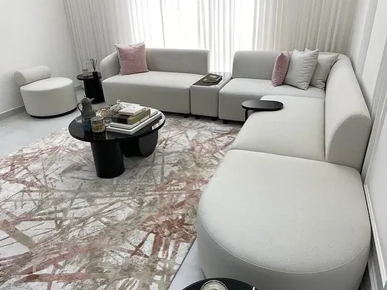 كنب زاوية أبيض منفصل بطرف دائري — صورة 2